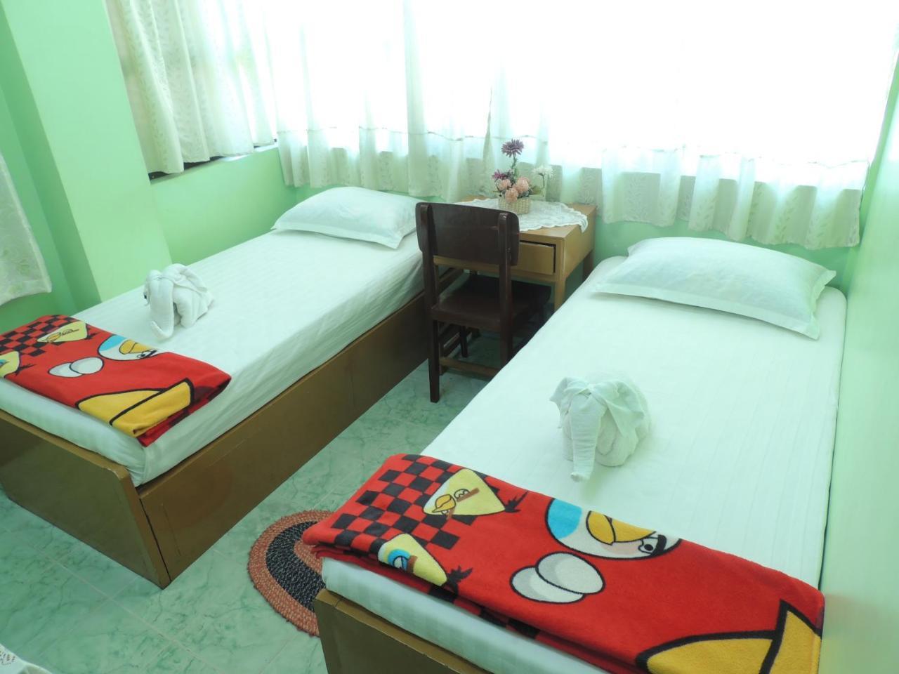 Nay Chi Lin Hotel Pathein Exterior photo